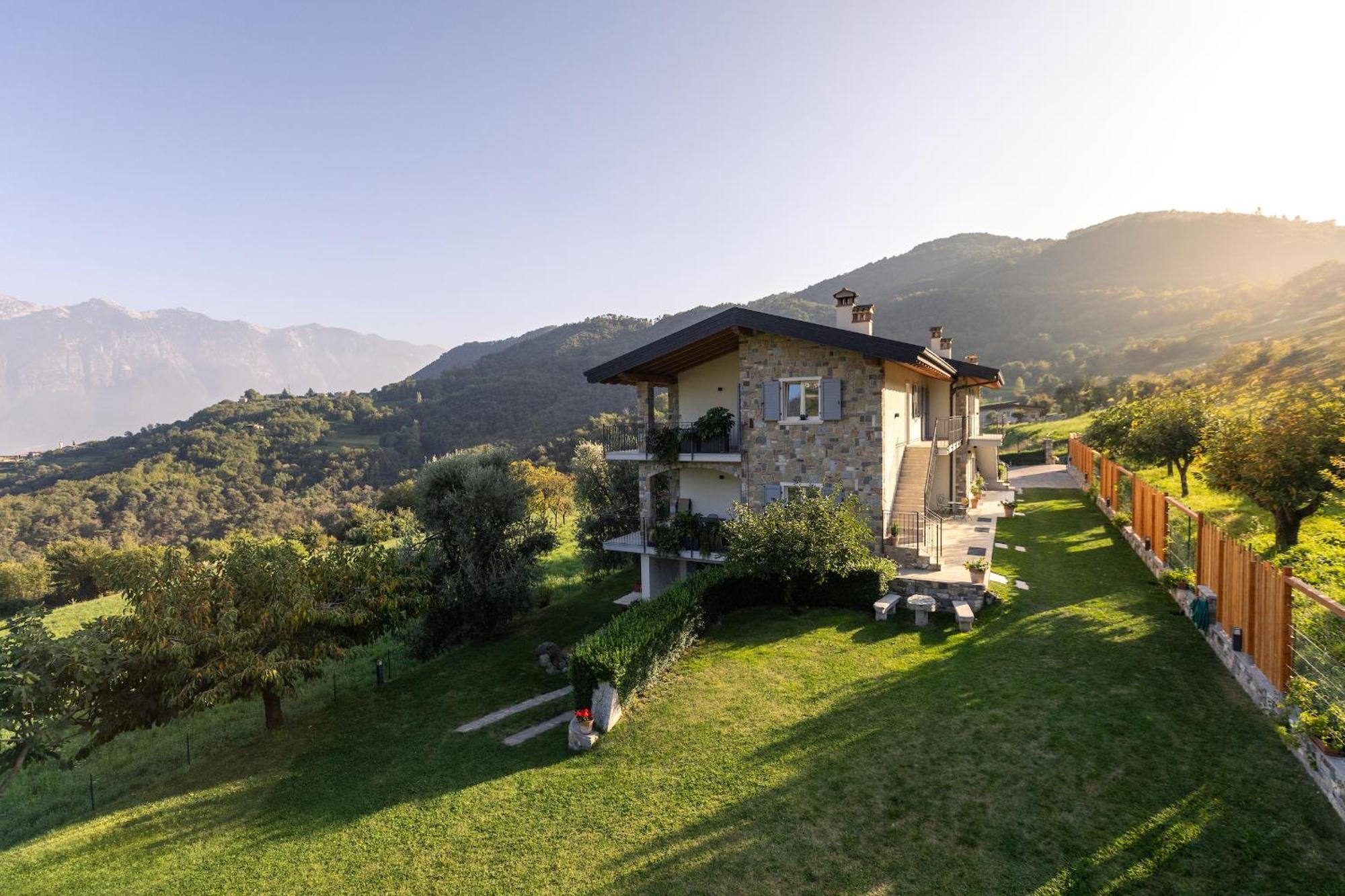 Mos Country House Tremosine Buitenkant foto