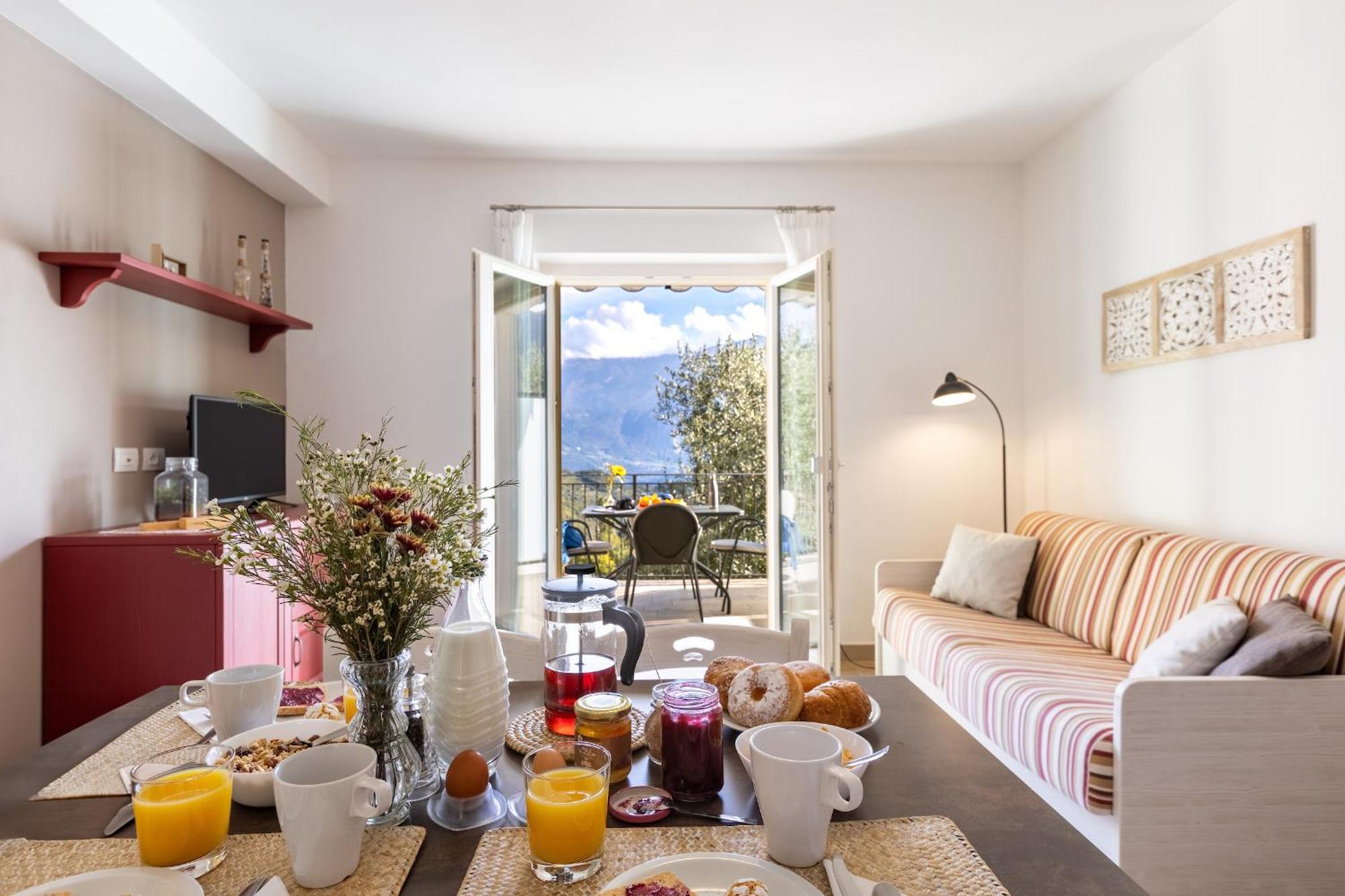 Mos Country House Tremosine Buitenkant foto