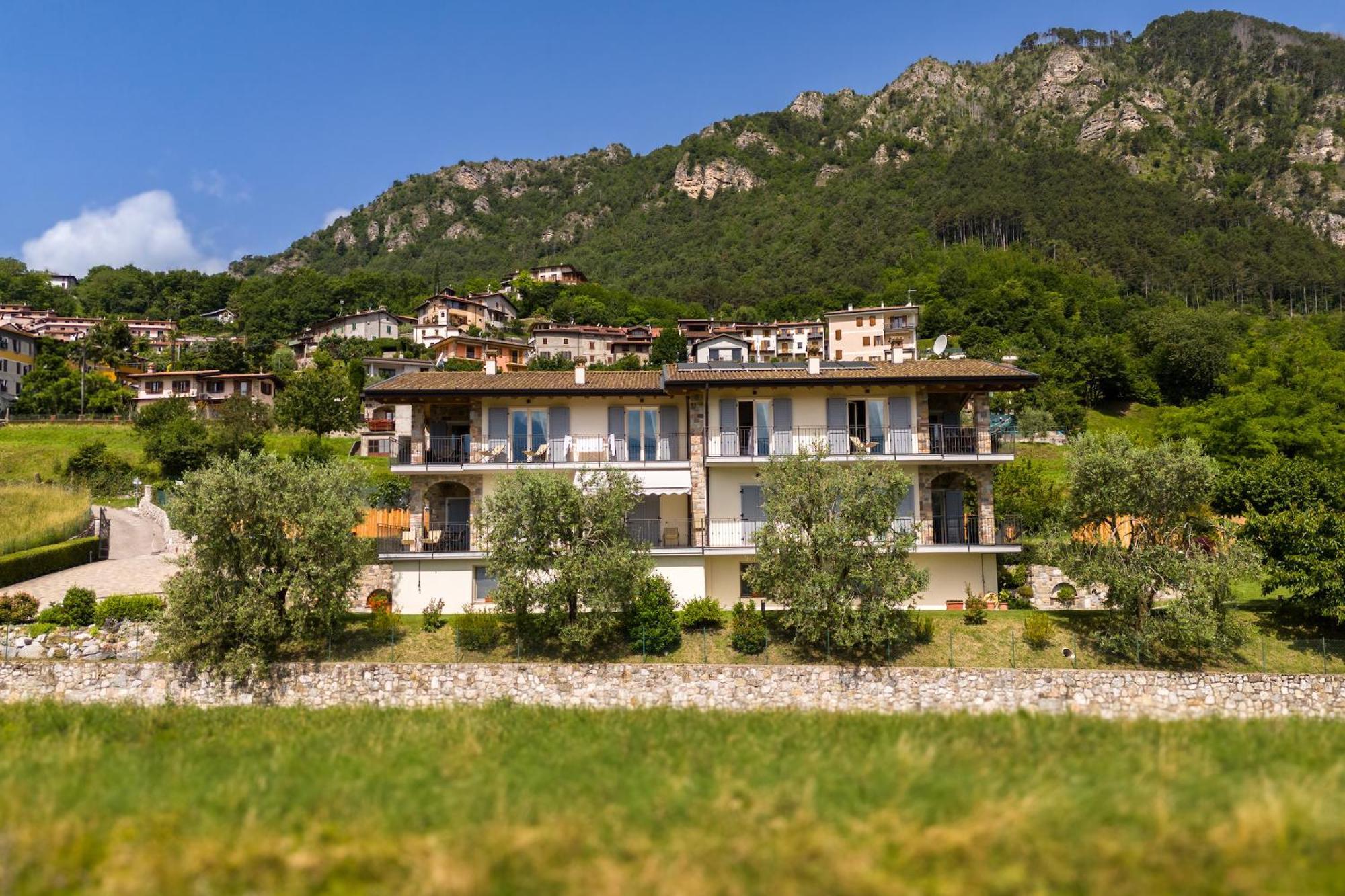 Mos Country House Tremosine Buitenkant foto